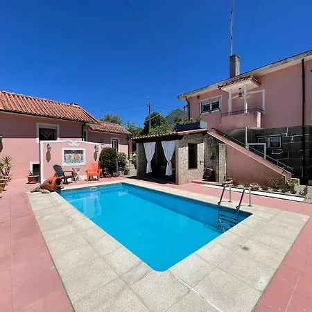 Дом отдыха Casa Da Serra - Geres Терраш-ди-Бору